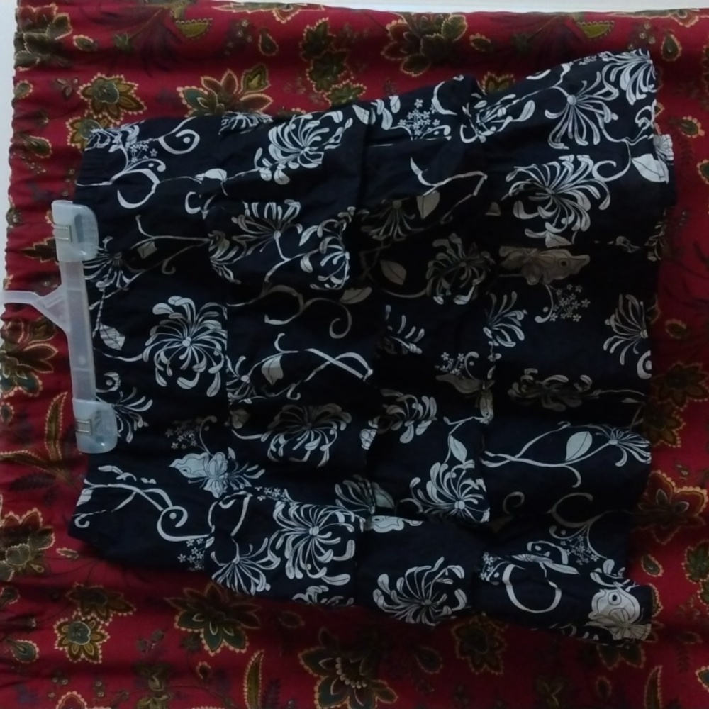 Old navy skirt